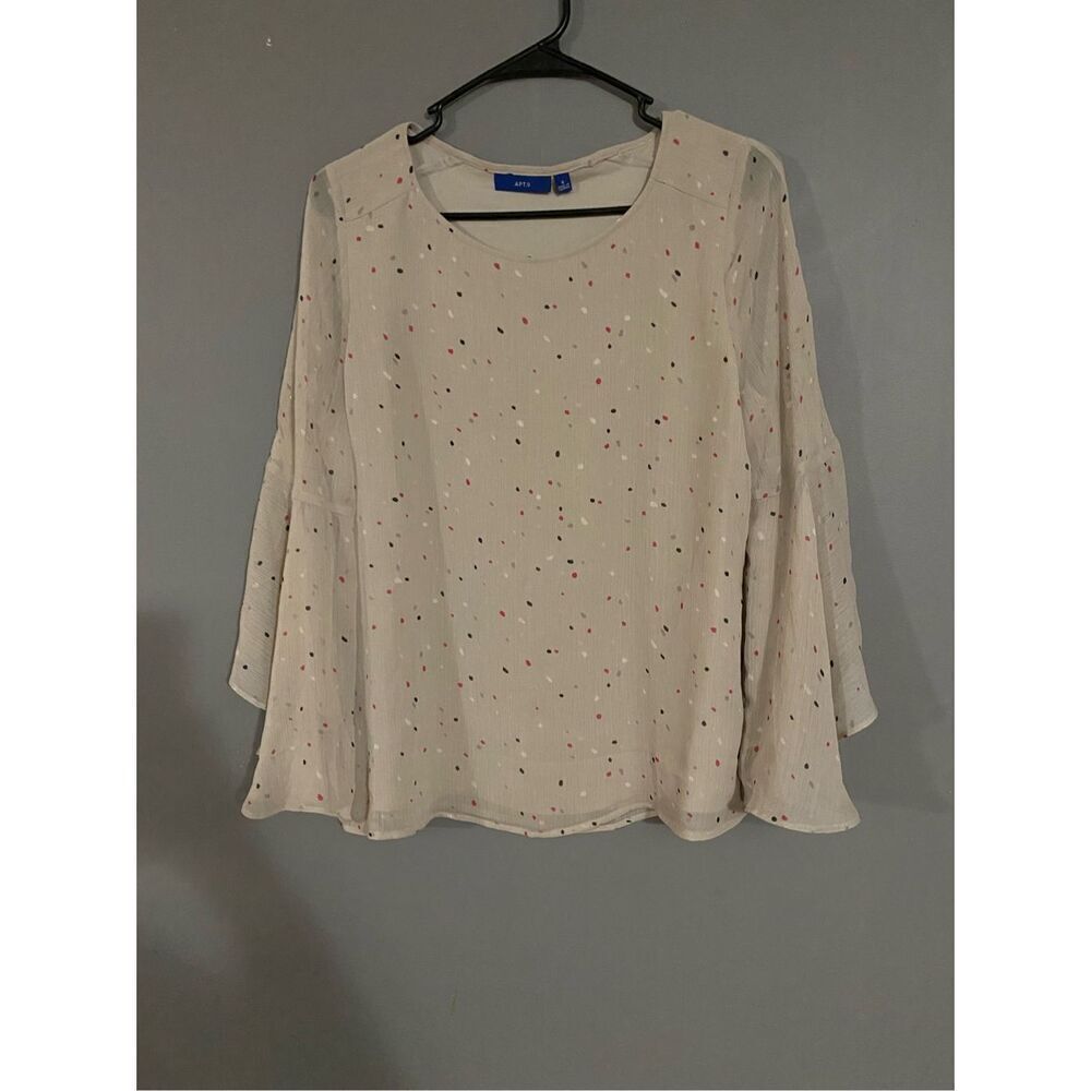Apt 9 3/4th Bell Sleeve Polka Dot Top Size Small